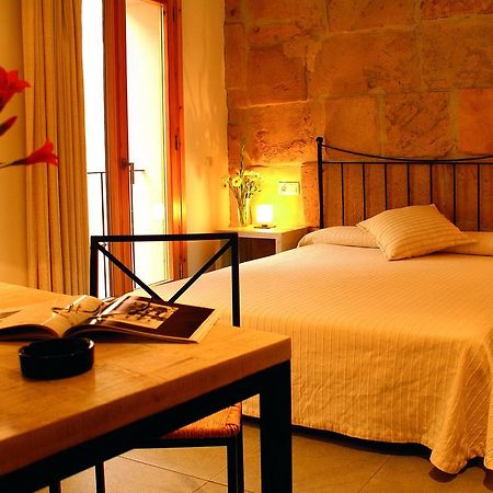 L'Host Boutique Rooms Польенса Экстерьер фото