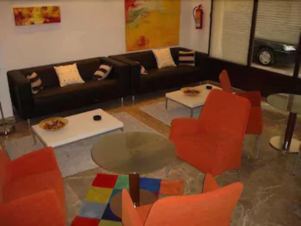L'Host Boutique Rooms Польенса Экстерьер фото